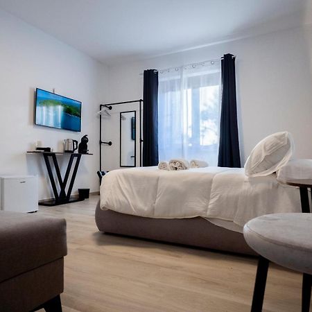 Modern Room Olbia Esterno foto