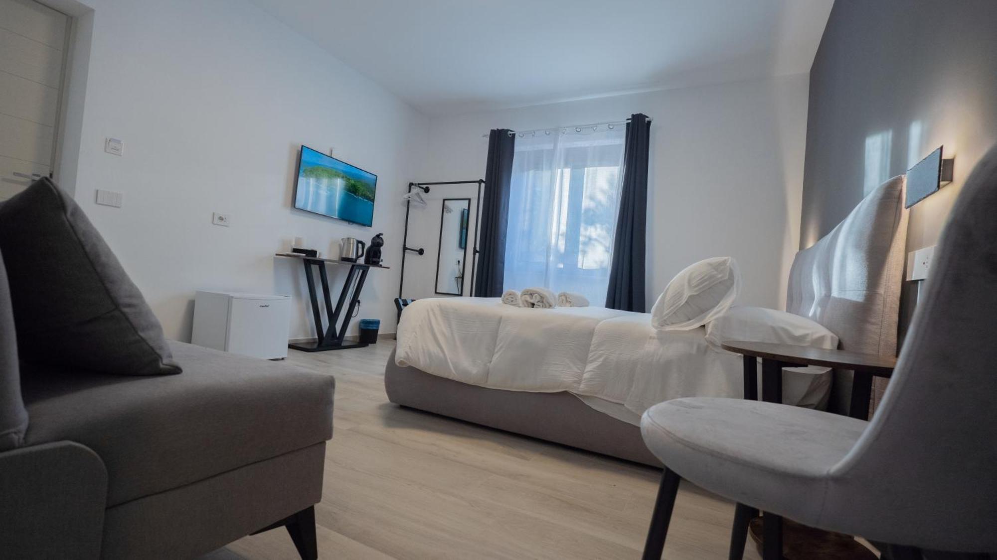 Modern Room Olbia Esterno foto