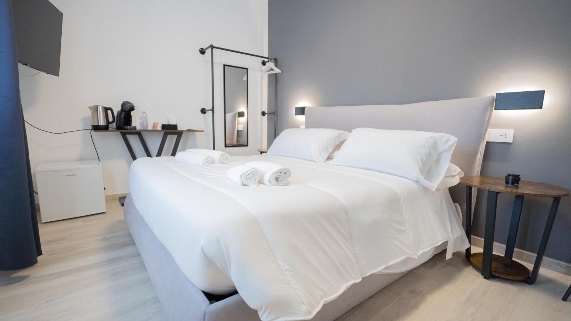 Modern Room Olbia Esterno foto