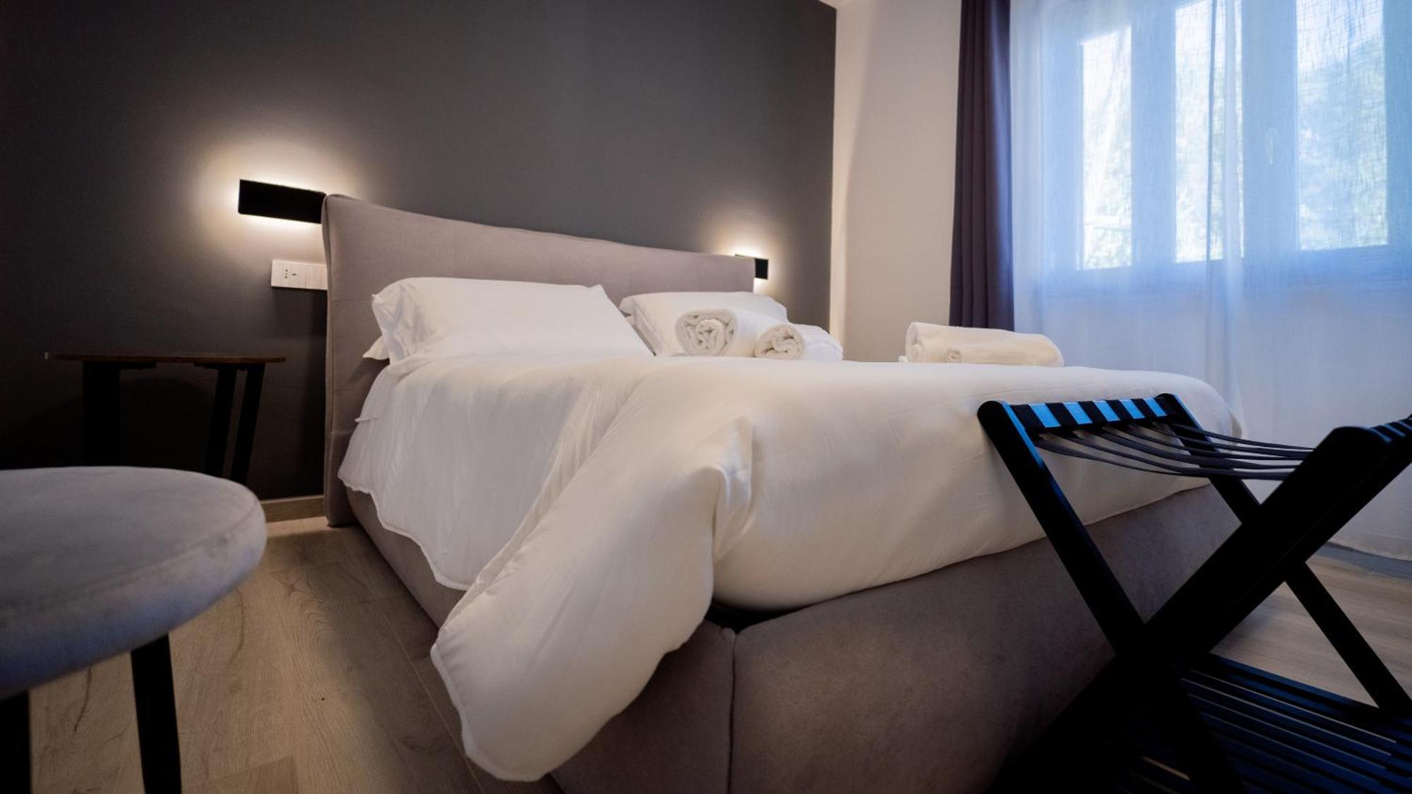 Modern Room Olbia Esterno foto