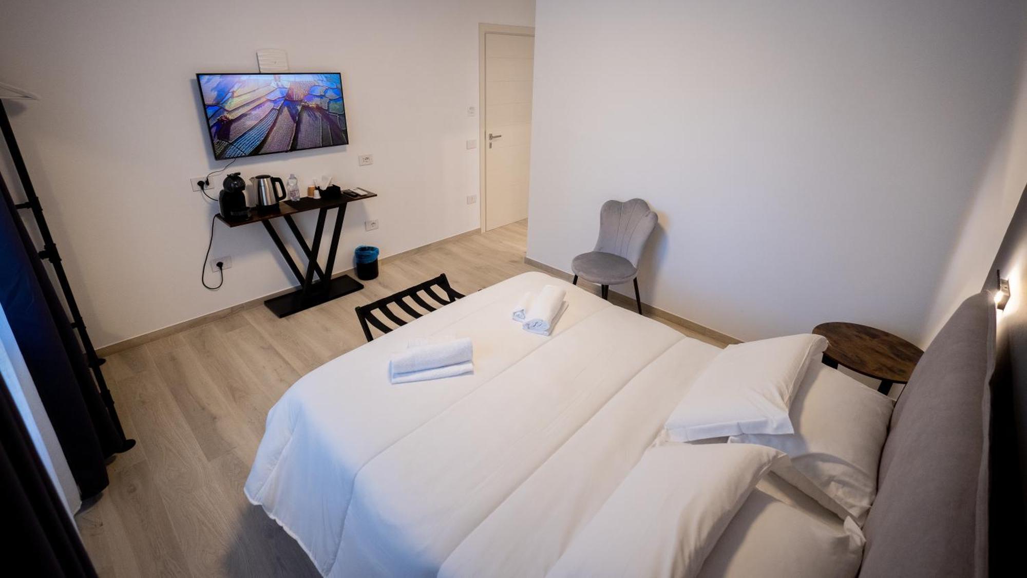 Modern Room Olbia Esterno foto